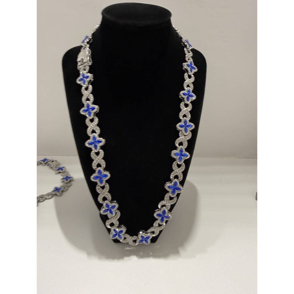 flower chain necklace iced out blue vvscz 24 inch tripple lock clasp AJ VIP